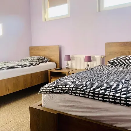 Ξενοδοχείο με διαμερίσματα Restauracja Ibiza