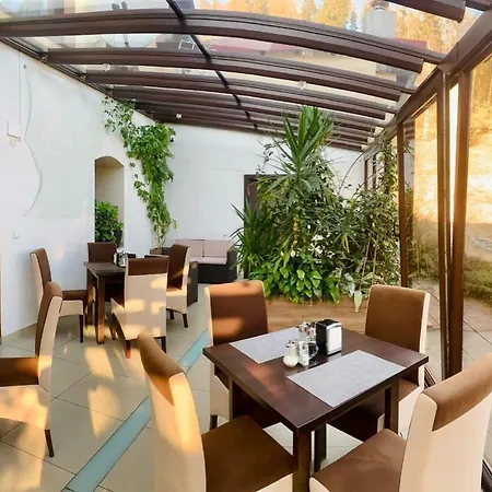 Restauracja Ibiza Hotel apartamentowy