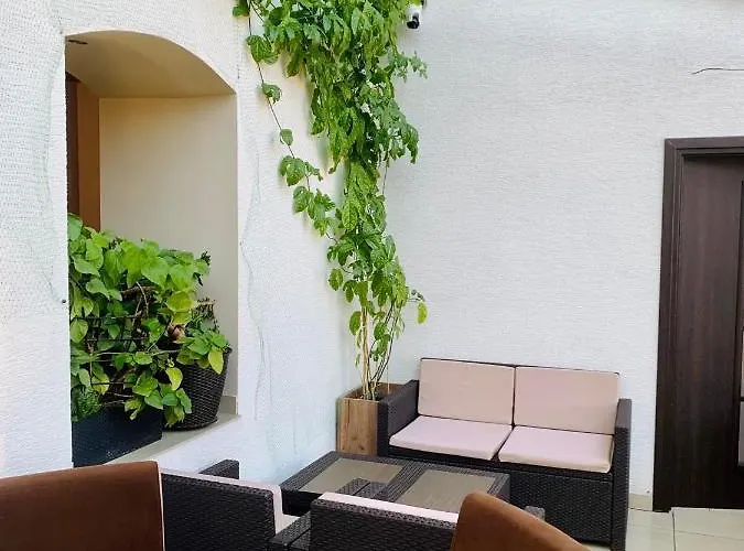 Hotel apartamentowy Restauracja Ibiza